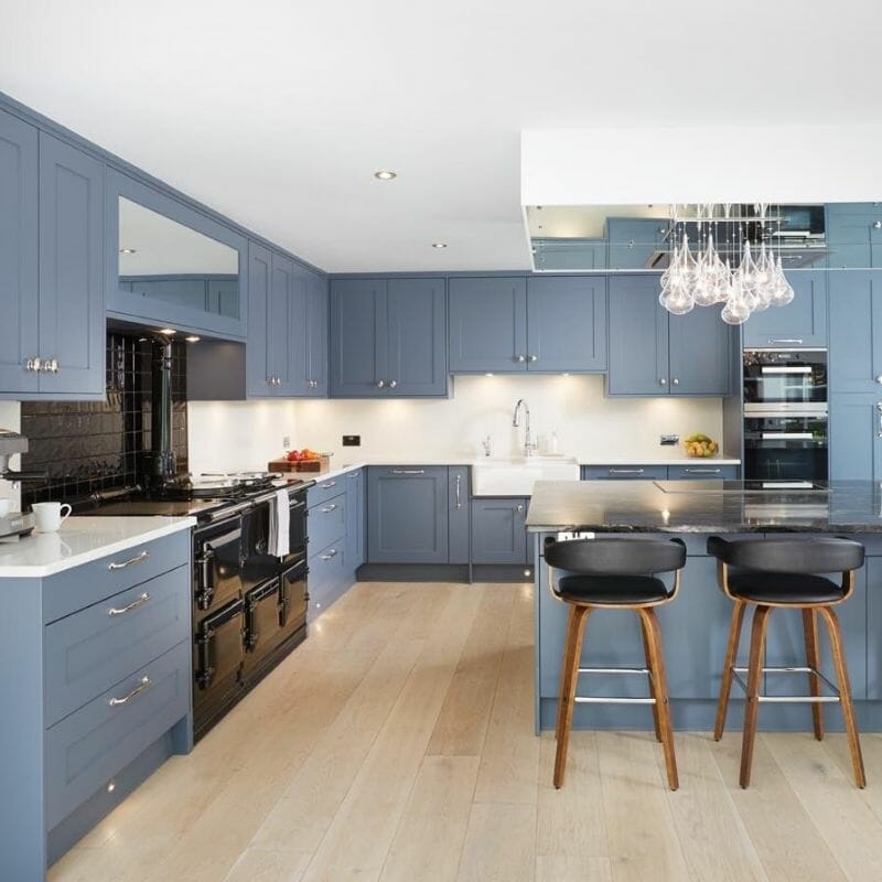 Mike Hughes 800 square template 12