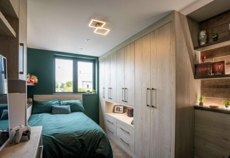 Full room view Young Adult Bedroom Mike Hughes Fitted Interiors reduced 002