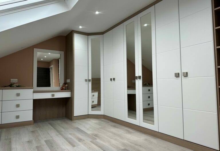 White Genoa 1 Fitted Bedroom by Mike Hughes Fitted Interiors