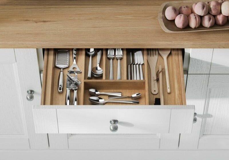 White Wooden Traditional Kitchen